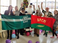 Молодёжь БРСМ поздравила деток  Гродненского областного клинического центра