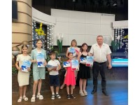 Награждение участников конкурса «Мы о войне стихами говорим»