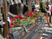 В единстве с Беларусью: дирекция и профсоюзный комитет ОАО «Гродножилстрой» приняли участие в минуте молчания и памятном митинге